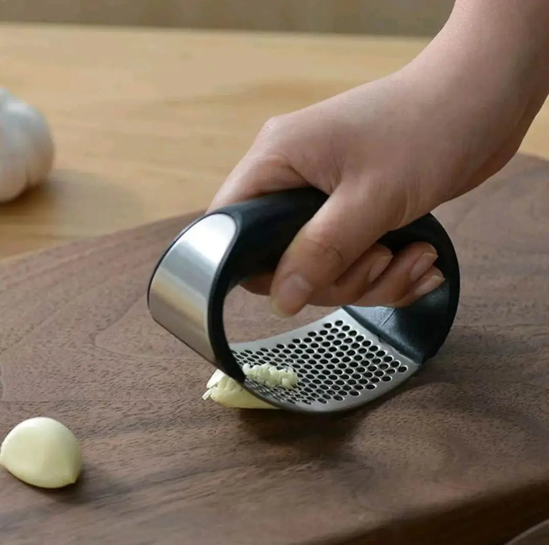 EZ-Crush™ Stainless Steel Garlic Press | Effortlessly mince garlic and veggies